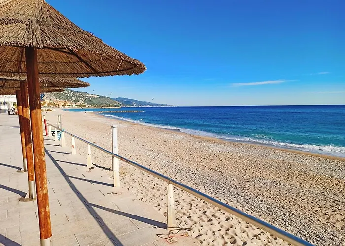 Cosy, Grand Privatif Et Parking Privee Centre Lägenhet