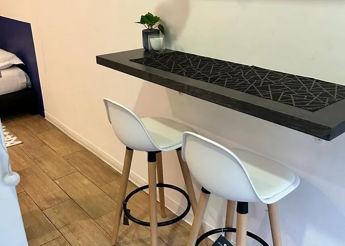 Cosy, Grand Privatif Et Parking Privee Centre