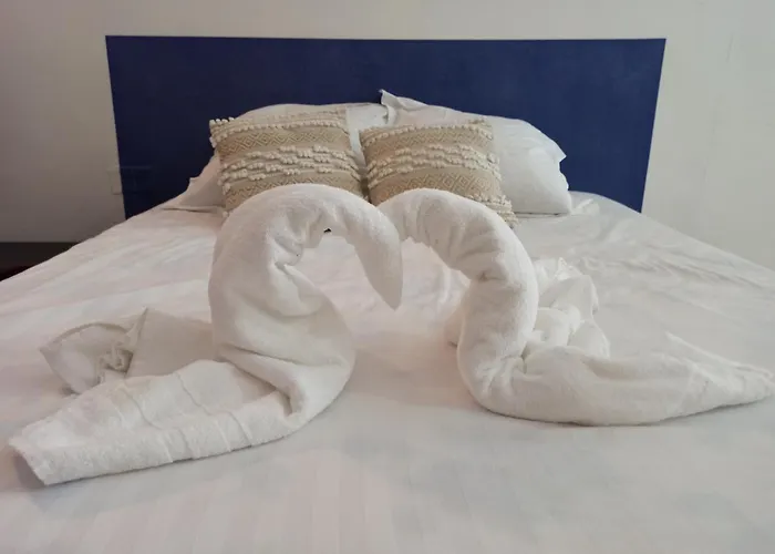 Cosy, Grand Privatif Et Parking Privee Centre Menton