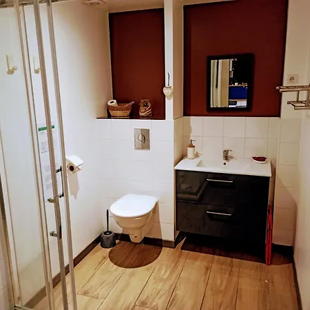 Appartement Cosy, Grand Privatif Et Parking Privee Centre